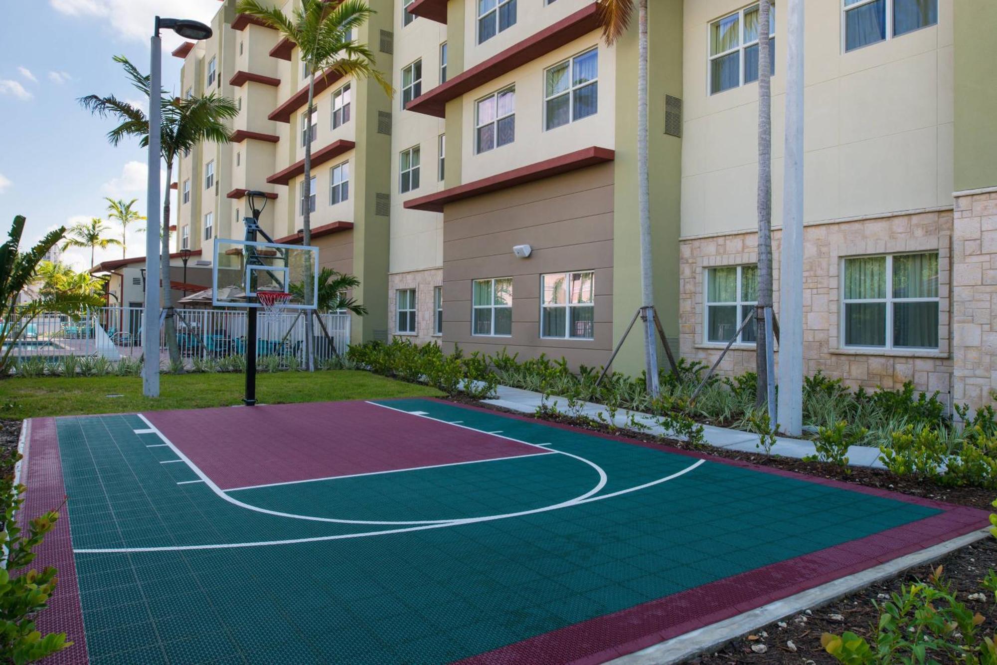 הילאה גרדנס Residence Inn By Marriott Miami West/Fl Turnpike מראה חיצוני תמונה